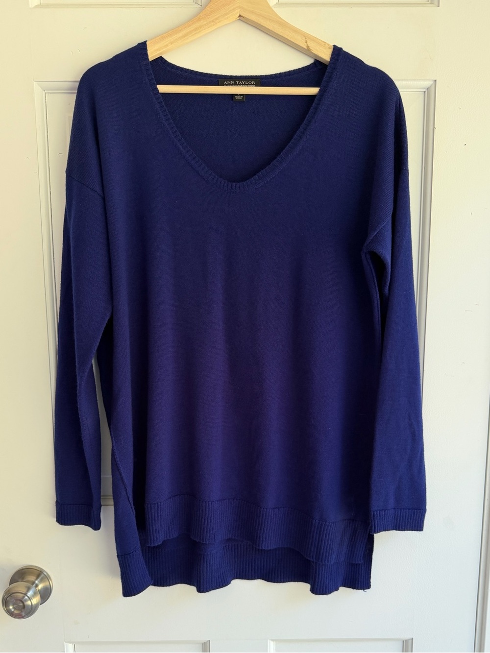 100% Italian merino wool Ann Taylor Deep Blue V-Neck Women's Sweater